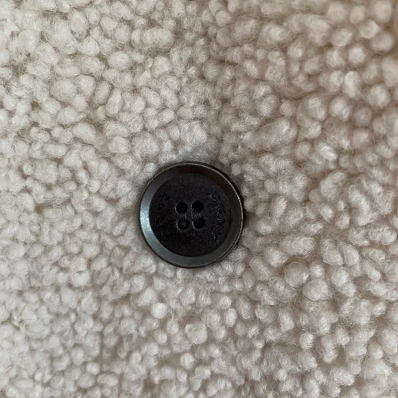 NWT DKNY Cream Faux Fur Peacoat Zipped Pockets Back Logo XL - Picture 4 of 15